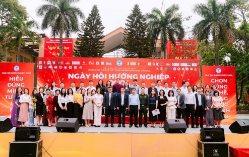 Ngày hội hướng nghiệp 2026: Hiểu đúng mình, tương lai mở lối - Chọn đúng nghề, vững bước thành công